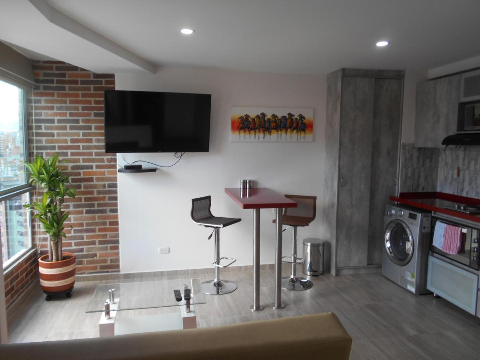 San Peter Suites 메딜린 외부 사진