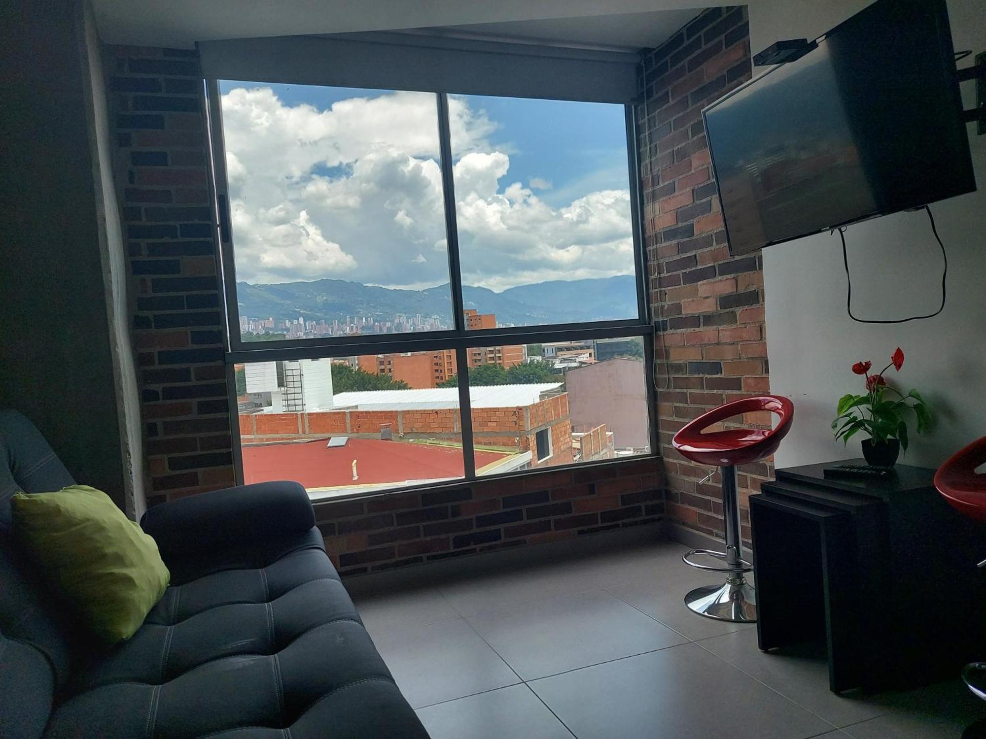 San Peter Suites 메딜린 외부 사진